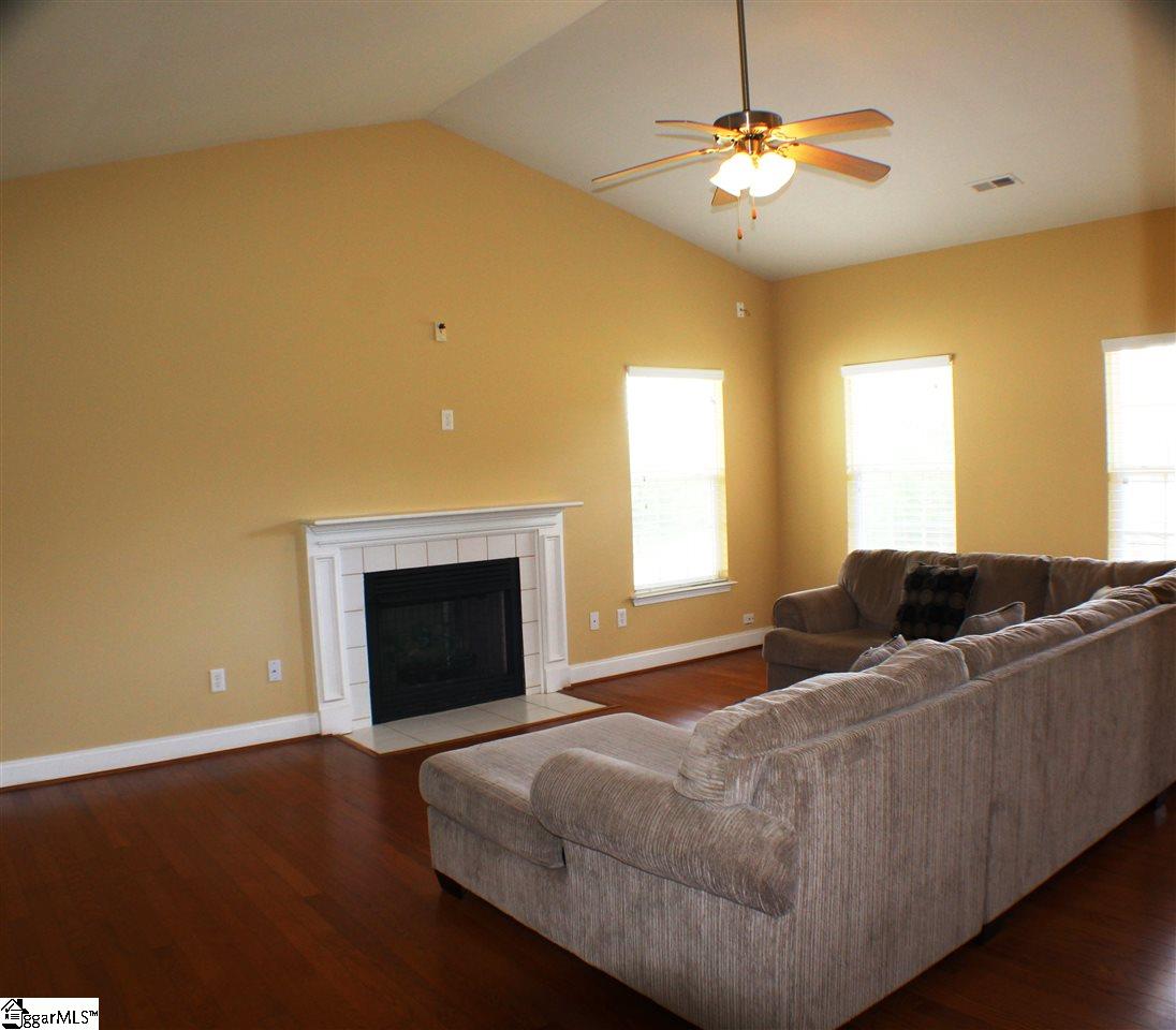 513 Jameson Road Easley, SC 29640 - Photo 4 of 25