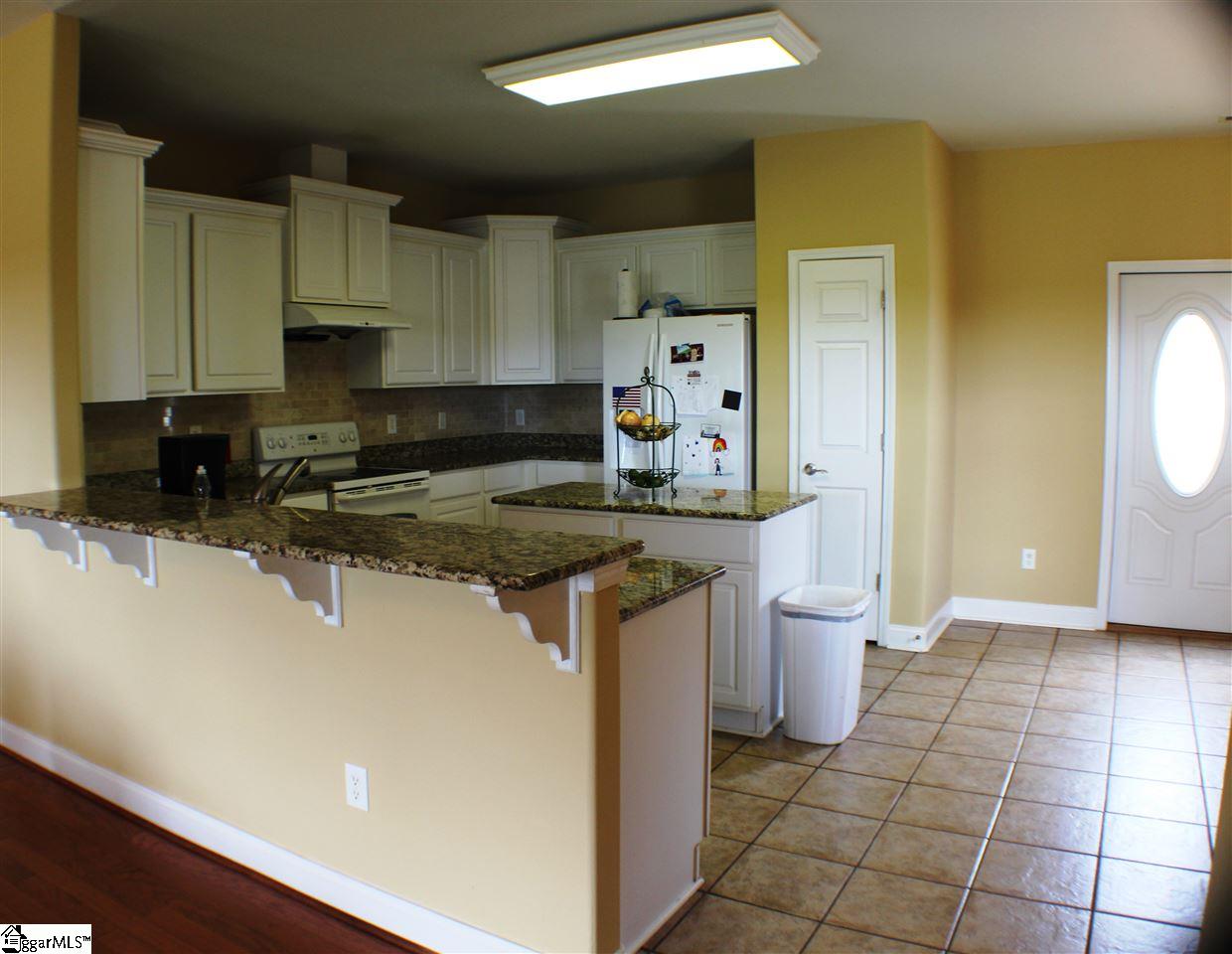 513 Jameson Road Easley, SC 29640 - Photo 5 of 25