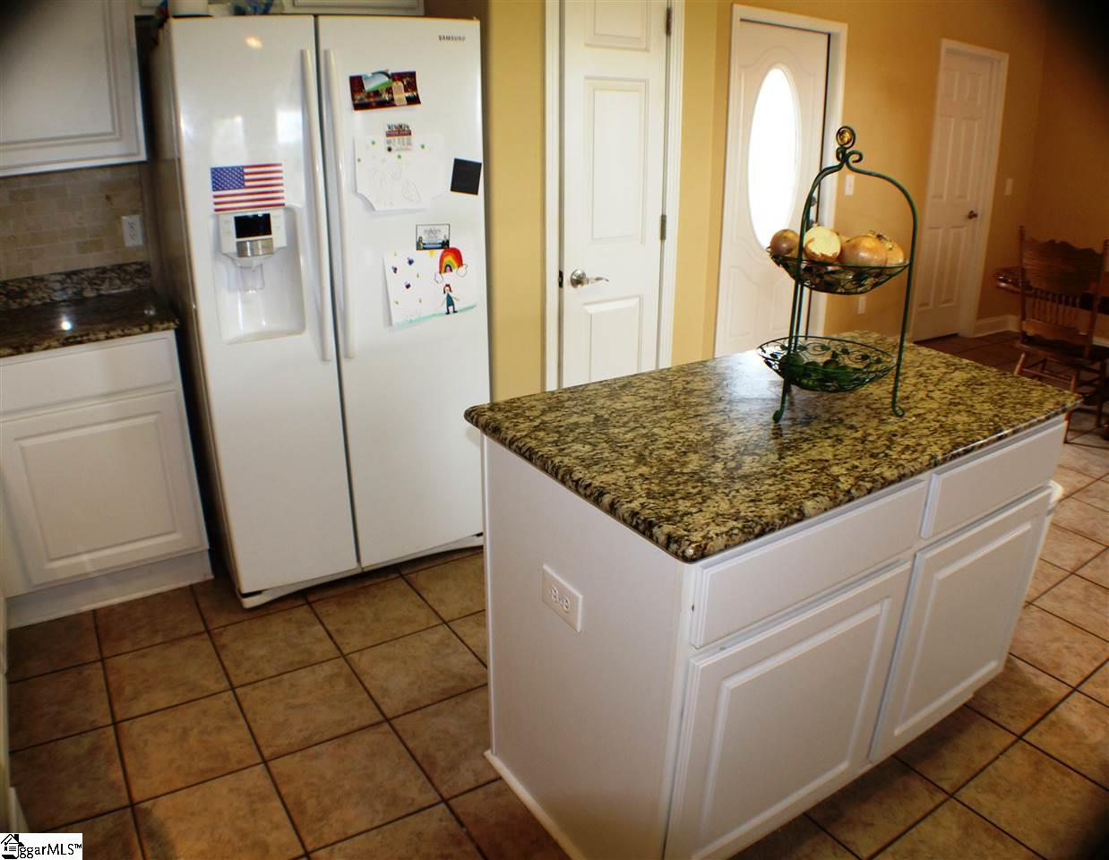 513 Jameson Road Easley, SC 29640 - Photo 6 of 25