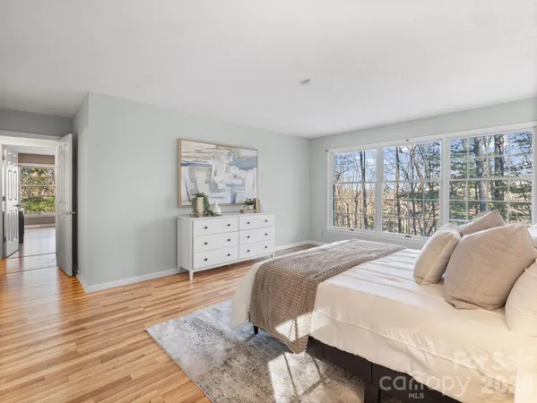 $749,900 | 310 Claremont Drive, Flat Rock, NC 28731