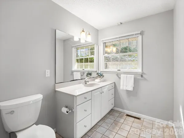 $749,900 | 310 Claremont Drive, Flat Rock, NC 28731