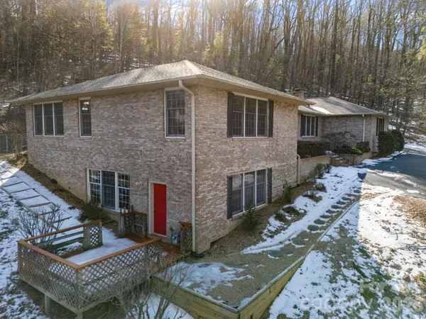 $749,900 | 310 Claremont Drive, Flat Rock, NC 28731