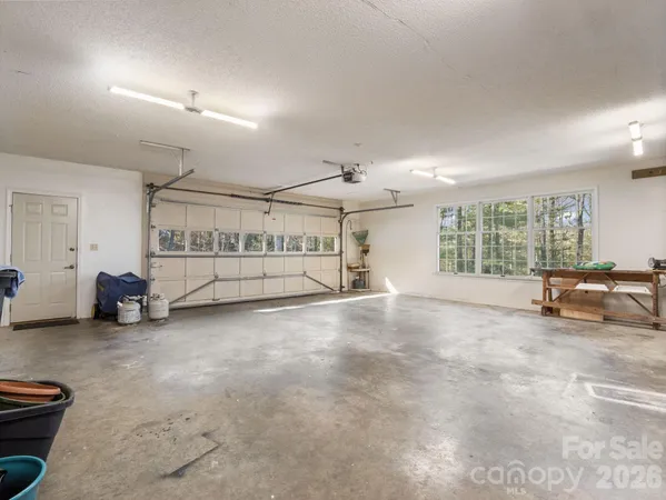 $749,900 | 310 Claremont Drive, Flat Rock, NC 28731