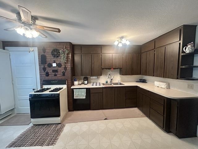 300 West Maple Street Gladwin, MI 48624 - Photo 3 of 40