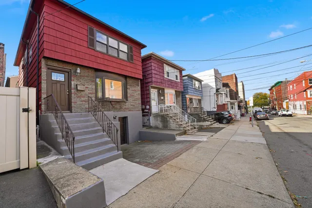 $900,000 | 89 Stuyvesant Avenue, Jersey City, NJ 07306