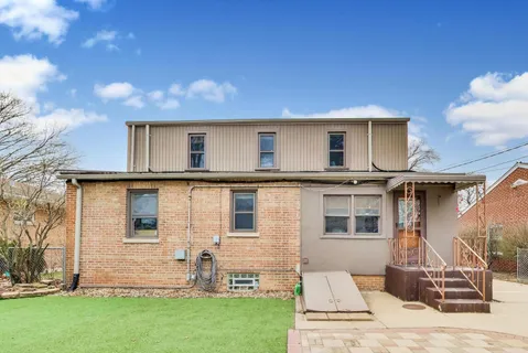 $399,900 | 9309 Lawndale Avenue, Evergreen Park, IL 60805