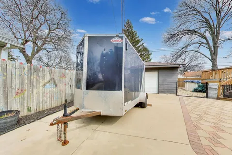 $399,900 | 9309 Lawndale Avenue, Evergreen Park, IL 60805