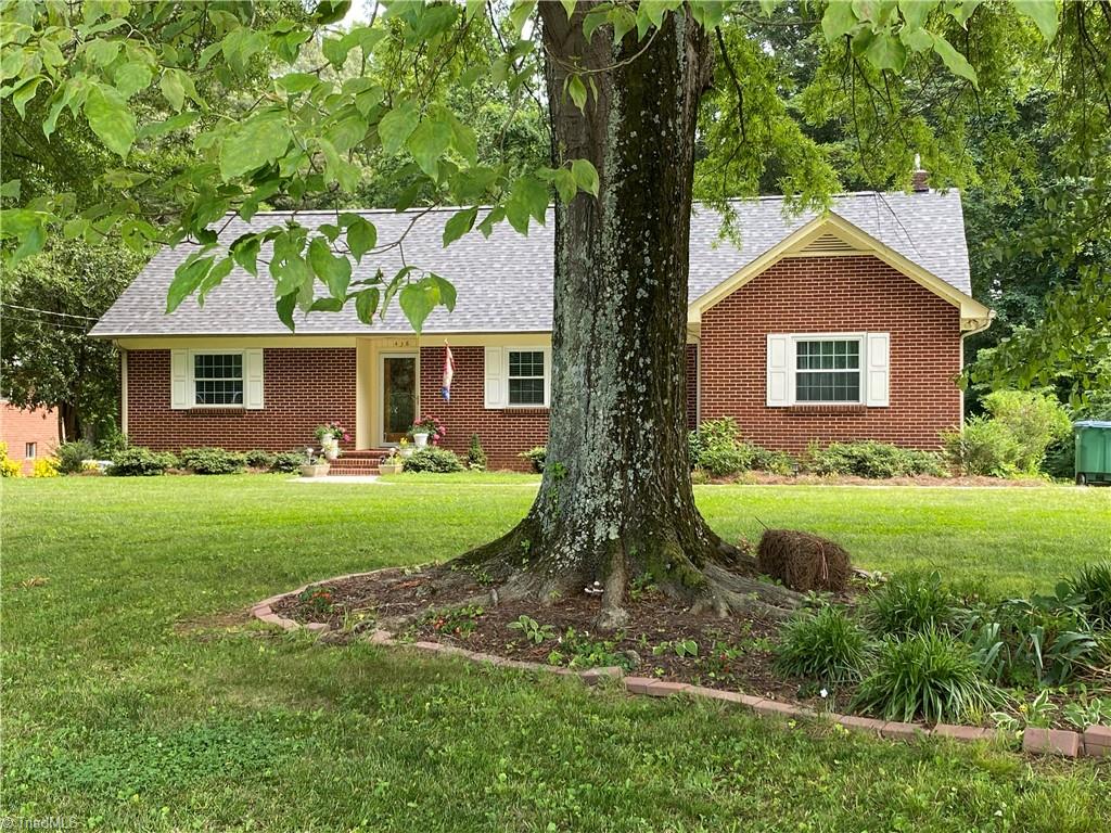 438 Academy Street Rural Hall, NC 27045 - Photo 4 of 50