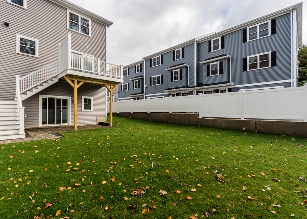 23 Orange Street, Unit 2 Waltham, MA 02453 - Photo 9 of 10