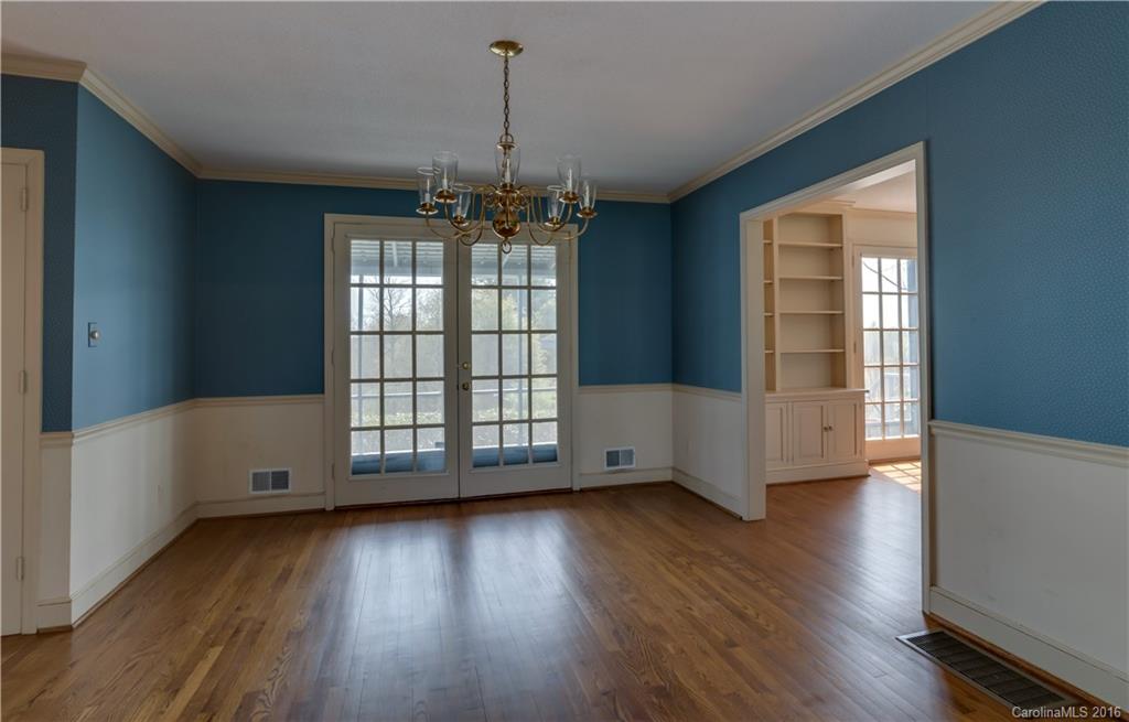 485 Motlow Creek Road Campobello, SC 29322 - Photo 3 of 28 Gallery Image 3