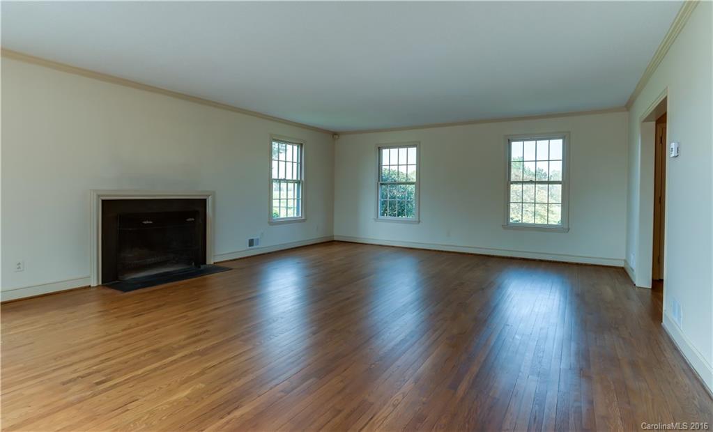 485 Motlow Creek Road Campobello, SC 29322 - Photo 4 of 28 Gallery Image 4