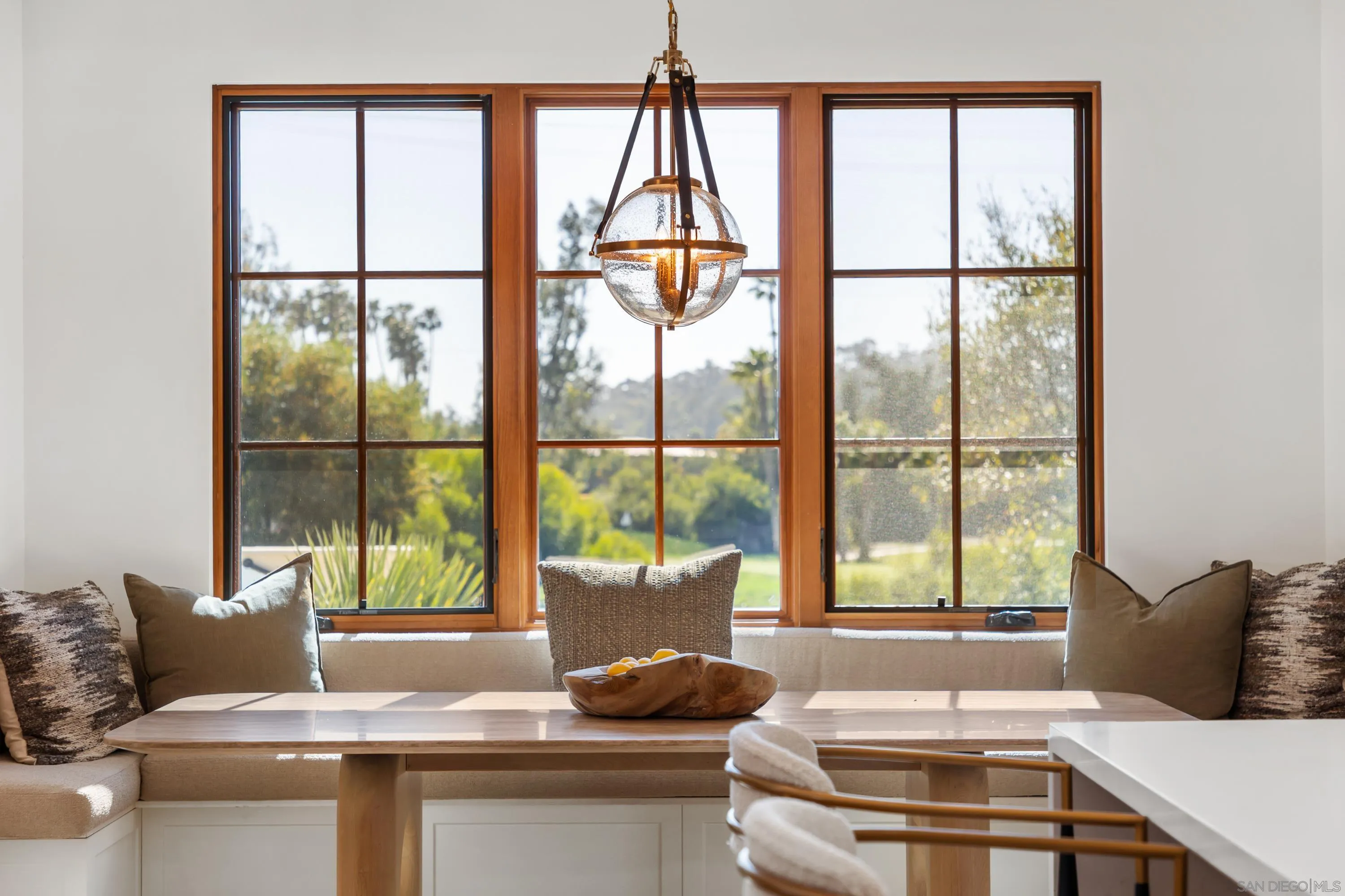 5758-60 Las Palomas Rancho Santa Fe, CA 92067 - Photo 24 of 64 a living room with furniture and a window