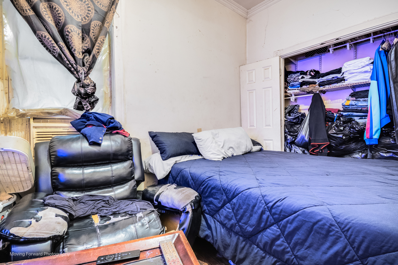 817 West 54th Street Chicago, IL 60609 - Photo 24 of 29 a bedroom with a bed and a couch