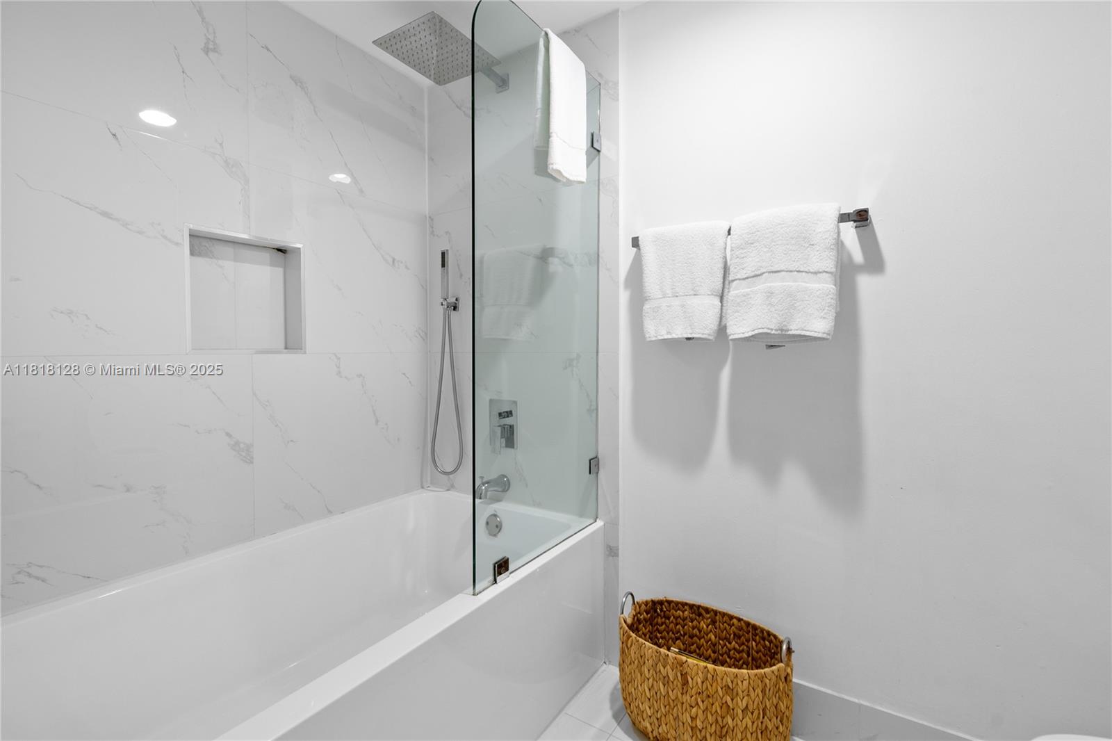 2602 East Hallandale Beach Boulevard, Unit R2805 Hallandale Beach, FL 33009 - Photo 19 of 26