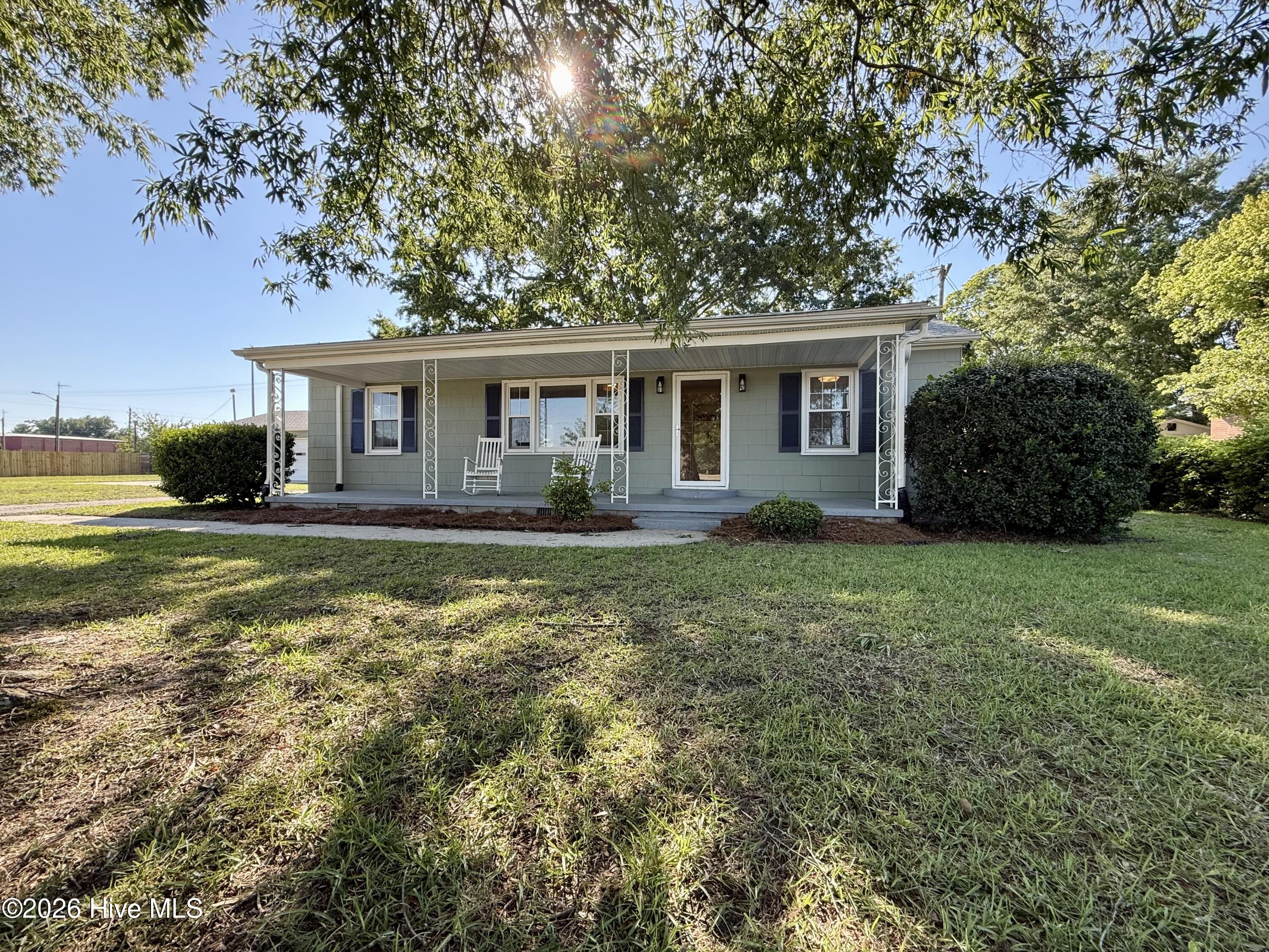 161 Walhurst Avenue Chocowinity, NC 27817 - Photo 2 of 73