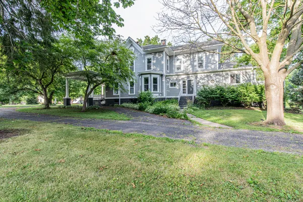 $370,000 | 612 East Peru Street, Princeton, IL 61356