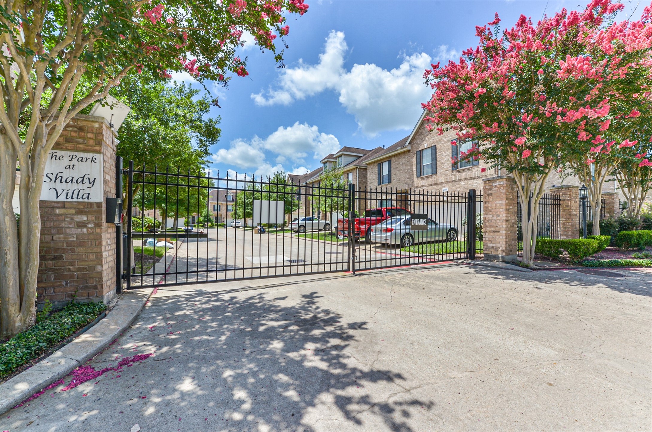 7515 Shady Villa Walk Houston, TX 77055 - Photo 21 of 23 View of the entrance to the gated community. Schedule a showing today to view this wonderful lease in an ideal location!