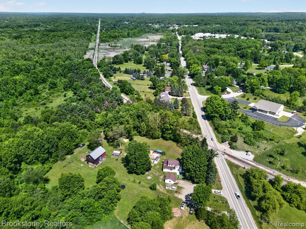 9449-9437 Andersonville Road Clarkston, MI 48346 - Photo 7 of 7