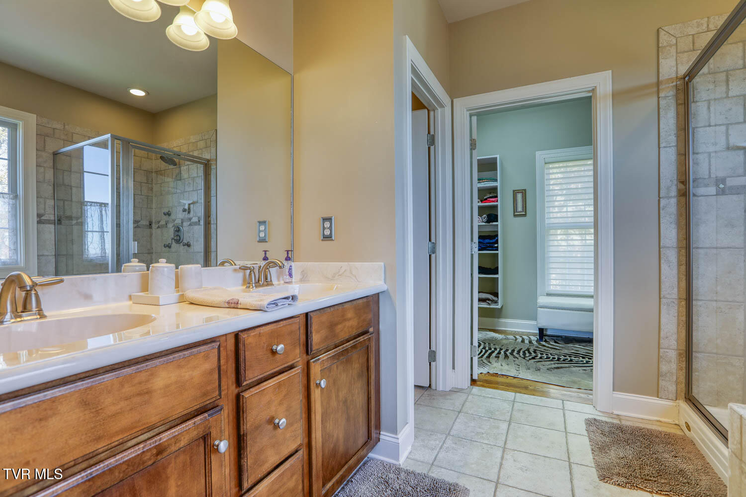 2321 Colonial View Road Kingsport, TN 37663 - Photo 56 of 96 MASTER BEDROOM