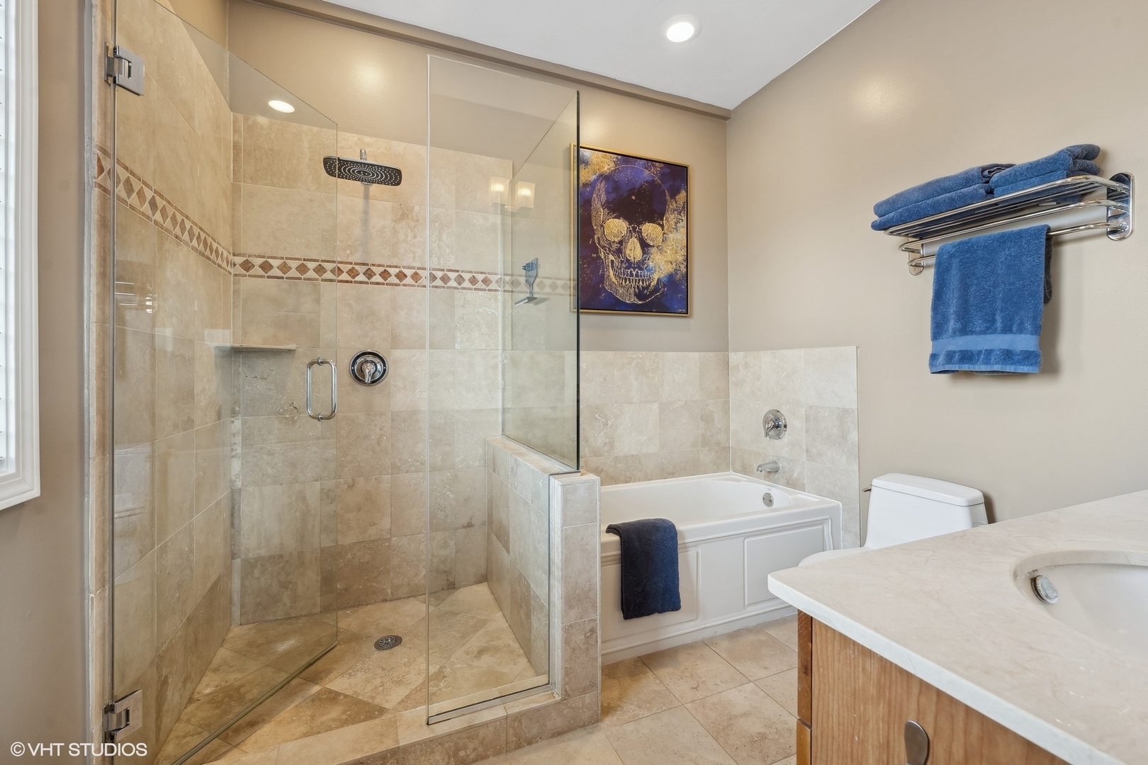 7300 North Hamilton Avenue, Unit 3N Chicago, IL 60645 - Photo 13 of 16 Gallery Image 13