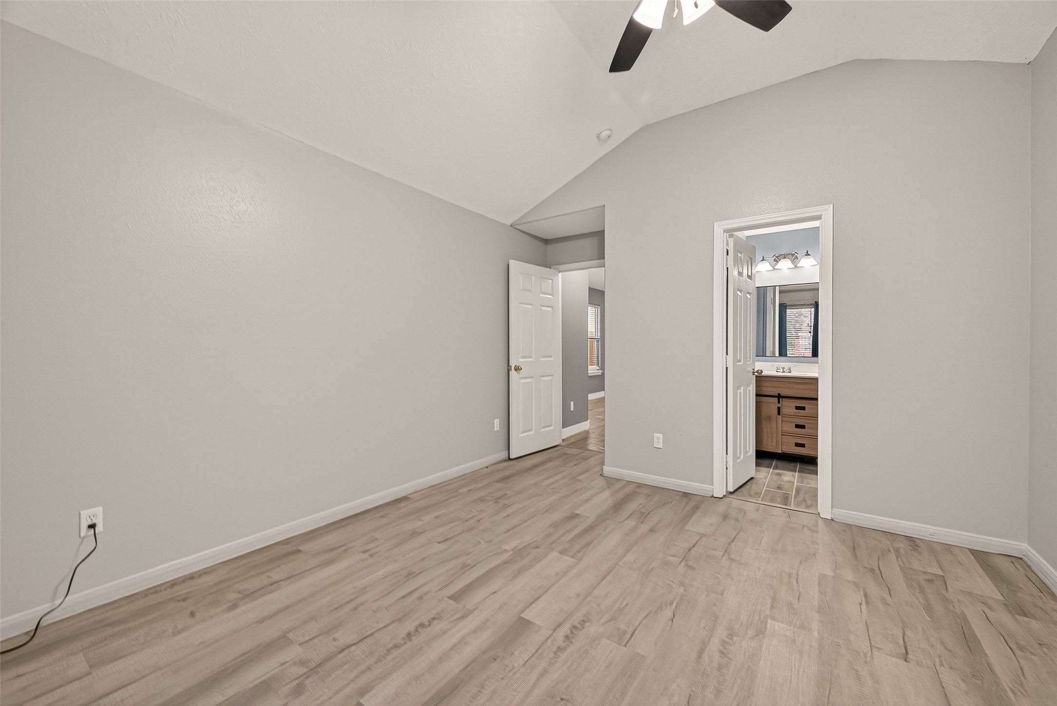 5637 Lotus Street Houston, TX 77085 - Photo 17 of 26