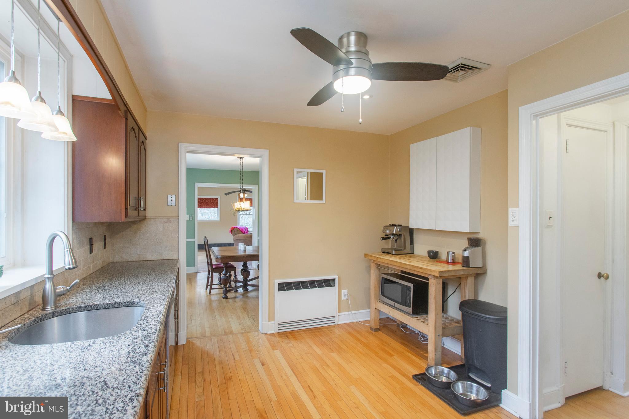 233 Barker Road Wyncote, PA 19095 - Photo 19 of 61 Eat-in area