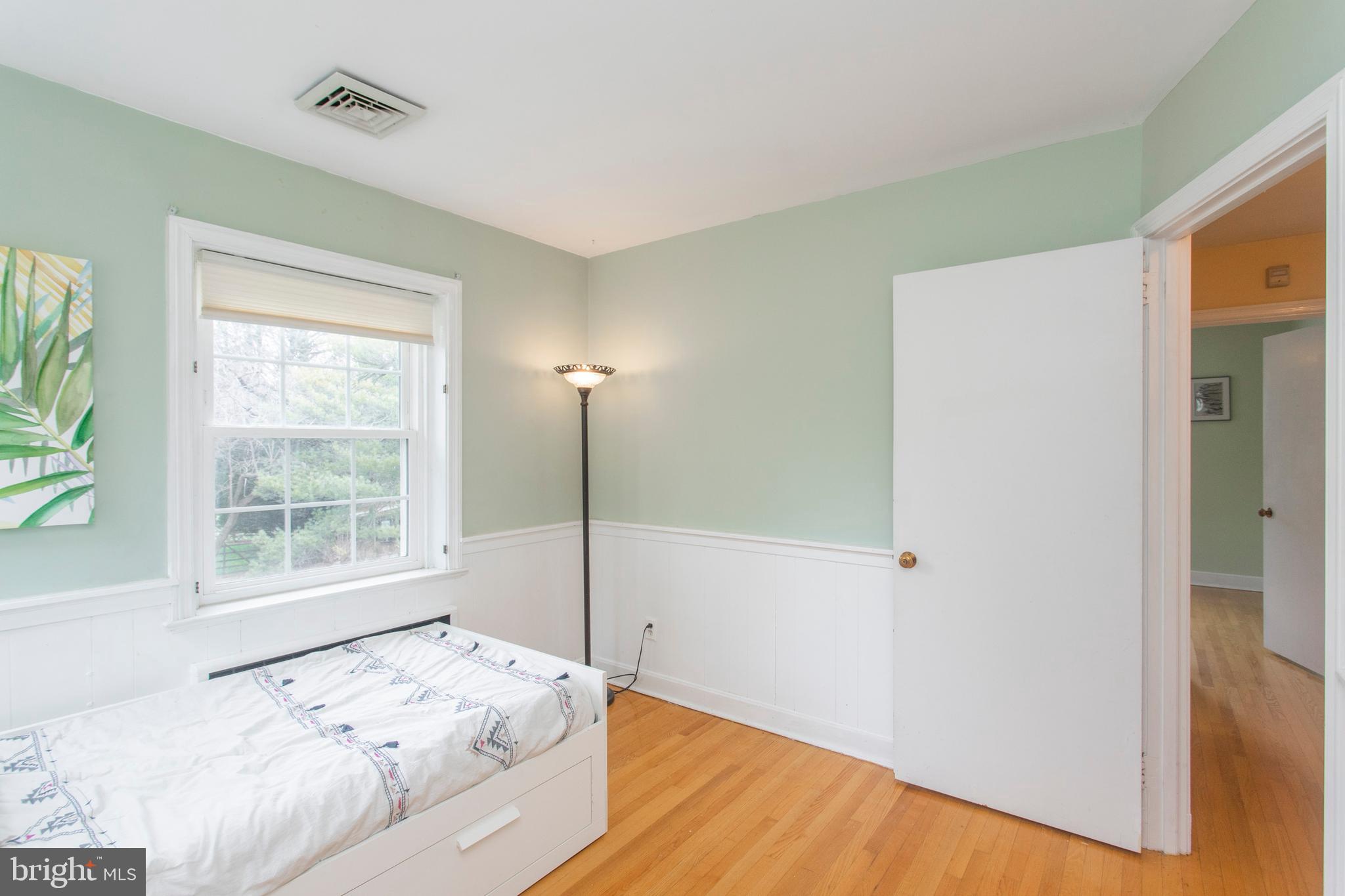 233 Barker Road Wyncote, PA 19095 - Photo 31 of 61 Gallery Image 31