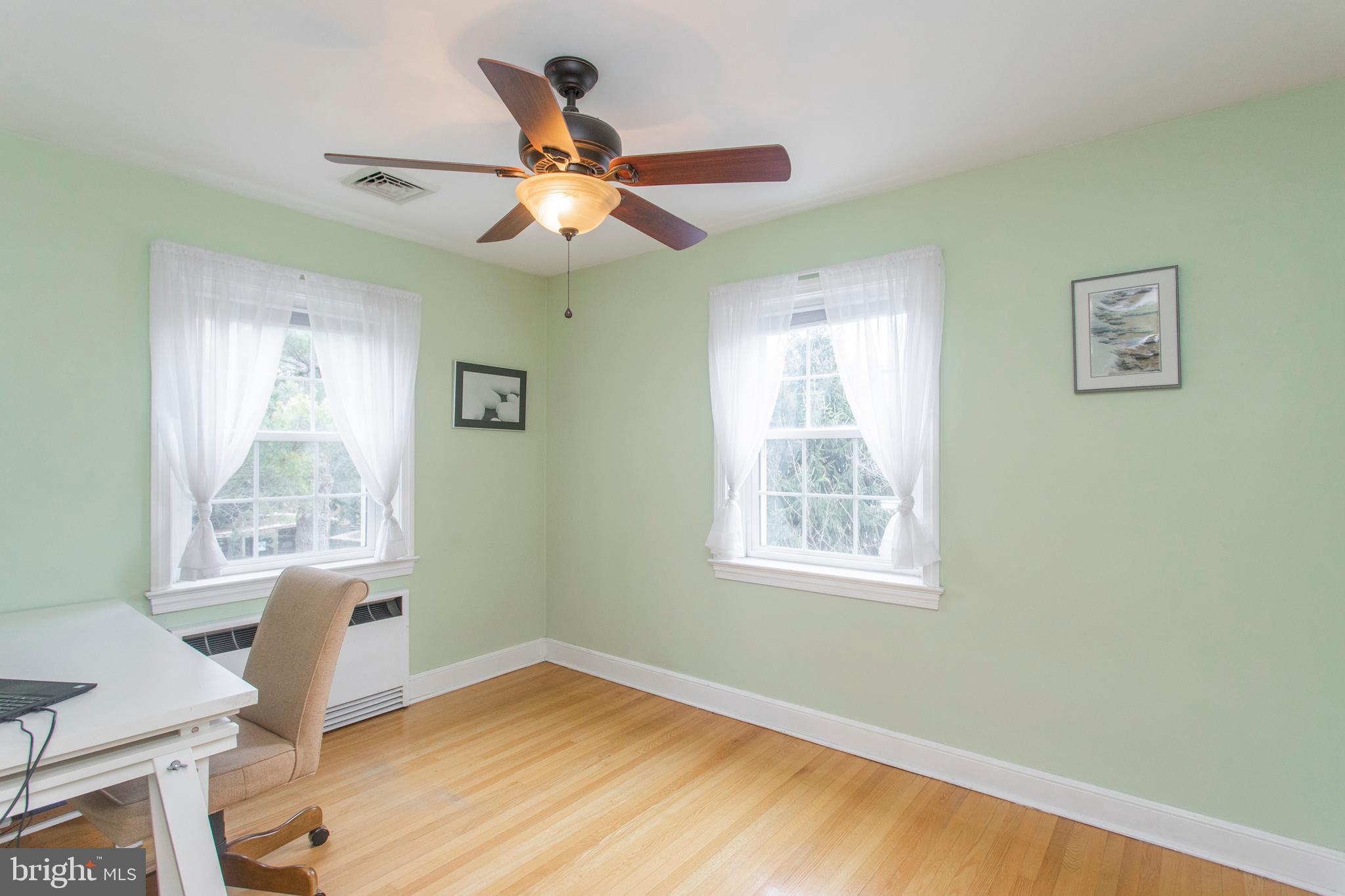 233 Barker Road Wyncote, PA 19095 - Photo 32 of 61 3rd Bedroom (used as home office)