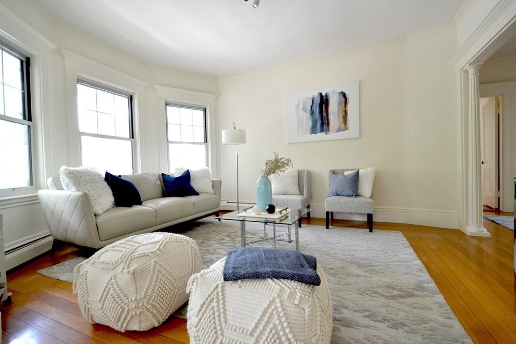 144 Middlesex Road, Unit 2 Chestnut Hill, MA 02467 - Photo 3 of 23
