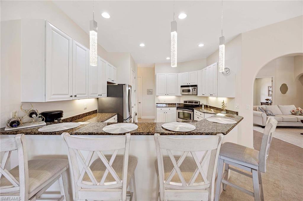 3820 Ruby Way Naples, FL 34114 - Photo 14 of 36