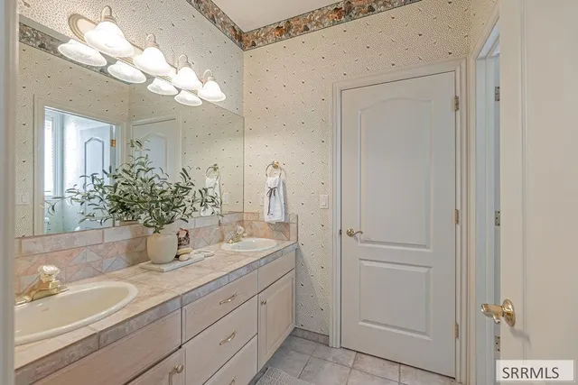 $699,000 | 5700 Gleneagles Drive, Idaho Falls, ID 83401