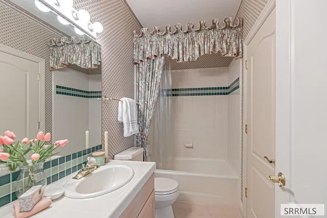 $699,000 | 5700 Gleneagles Drive, Idaho Falls, ID 83401