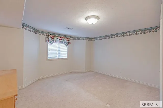 $699,000 | 5700 Gleneagles Drive, Idaho Falls, ID 83401