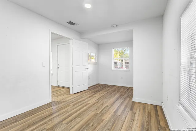 $1,425 | 3537 South Laredo Street, San Antonio, TX 78207