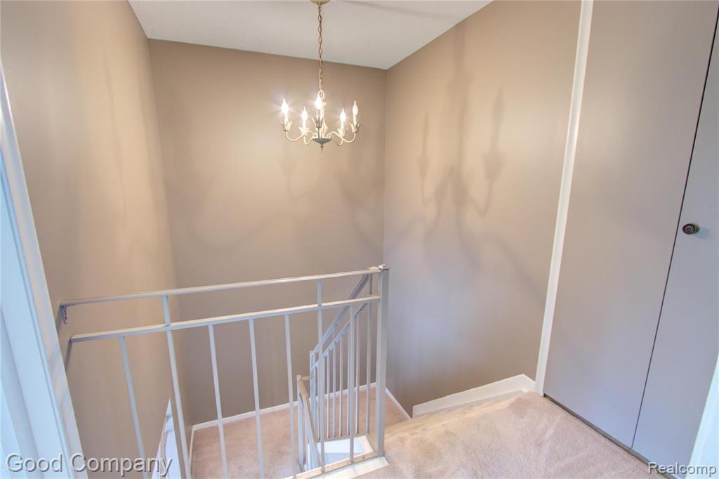 3507 Crooks Road Royal Oak, MI 48073 - Photo 18 of 43