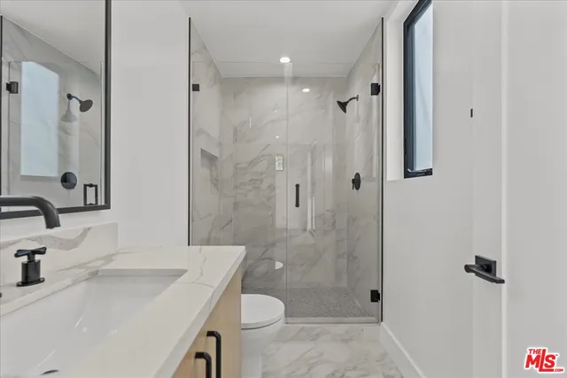 $6,495 | 4825 Satsuma Avenue, Unit 2, North Hollywood, CA 91601