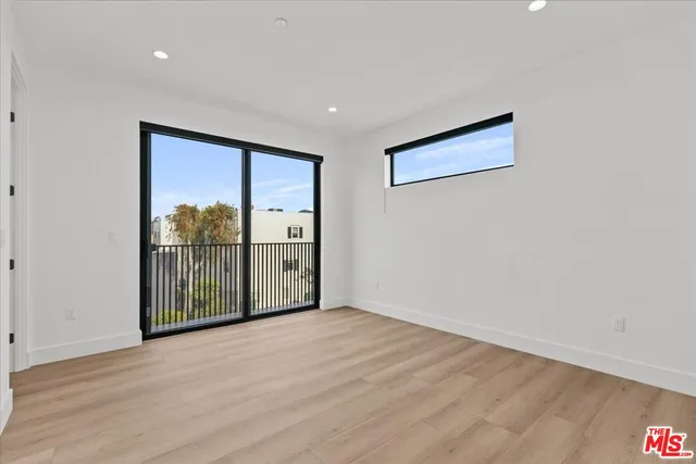 $6,495 | 4825 Satsuma Avenue, Unit 2, North Hollywood, CA 91601