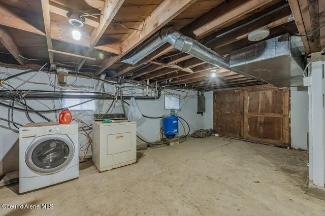 $249,999 | 18387 South Old Lane Road, Cataldo, ID 83810