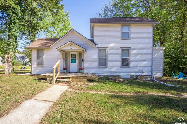 $272,530 | 619 West 4th Street, Lawrence, KS 66044