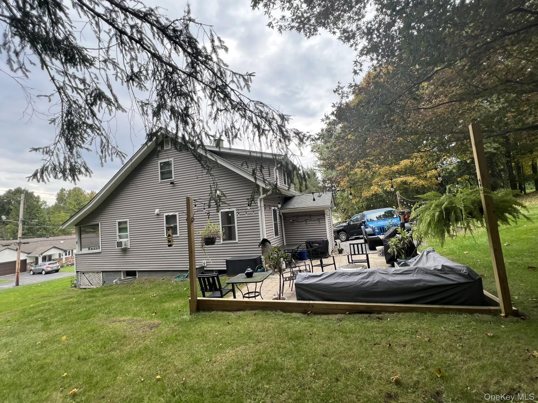 11 Amity Road Warwick, NY 10990 - Photo 3 of 12 Gallery Image 3