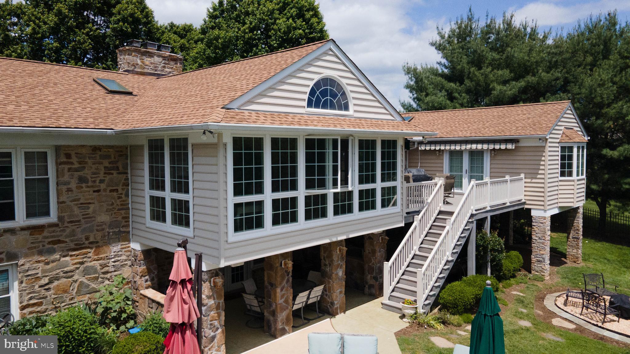 605 St Francis Road Baltimore, MD 21286 - Photo 13 of 56 a front view of a house with a garden