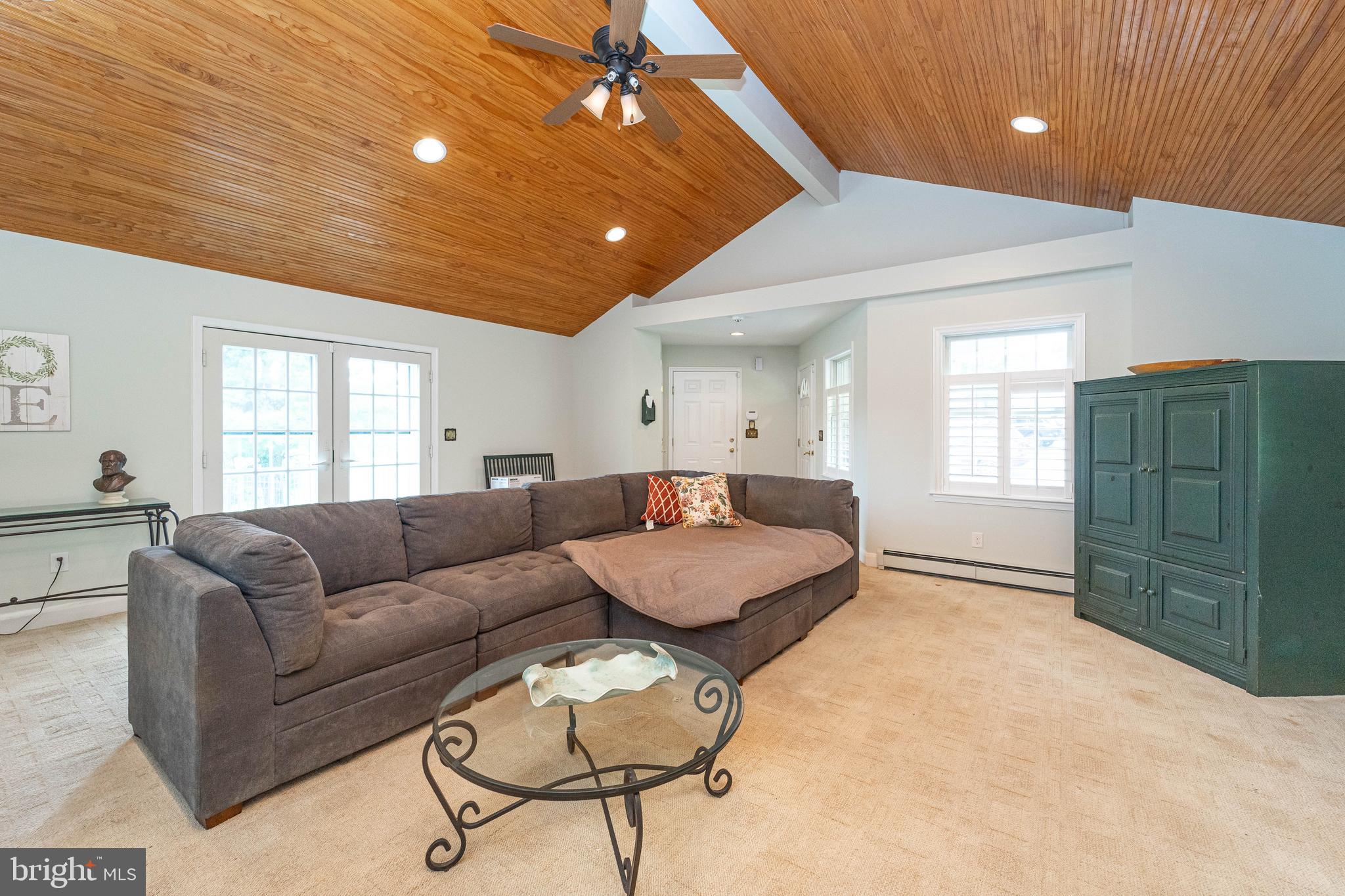 605 St Francis Road Baltimore, MD 21286 - Photo 15 of 56 a living room with furniture and a window