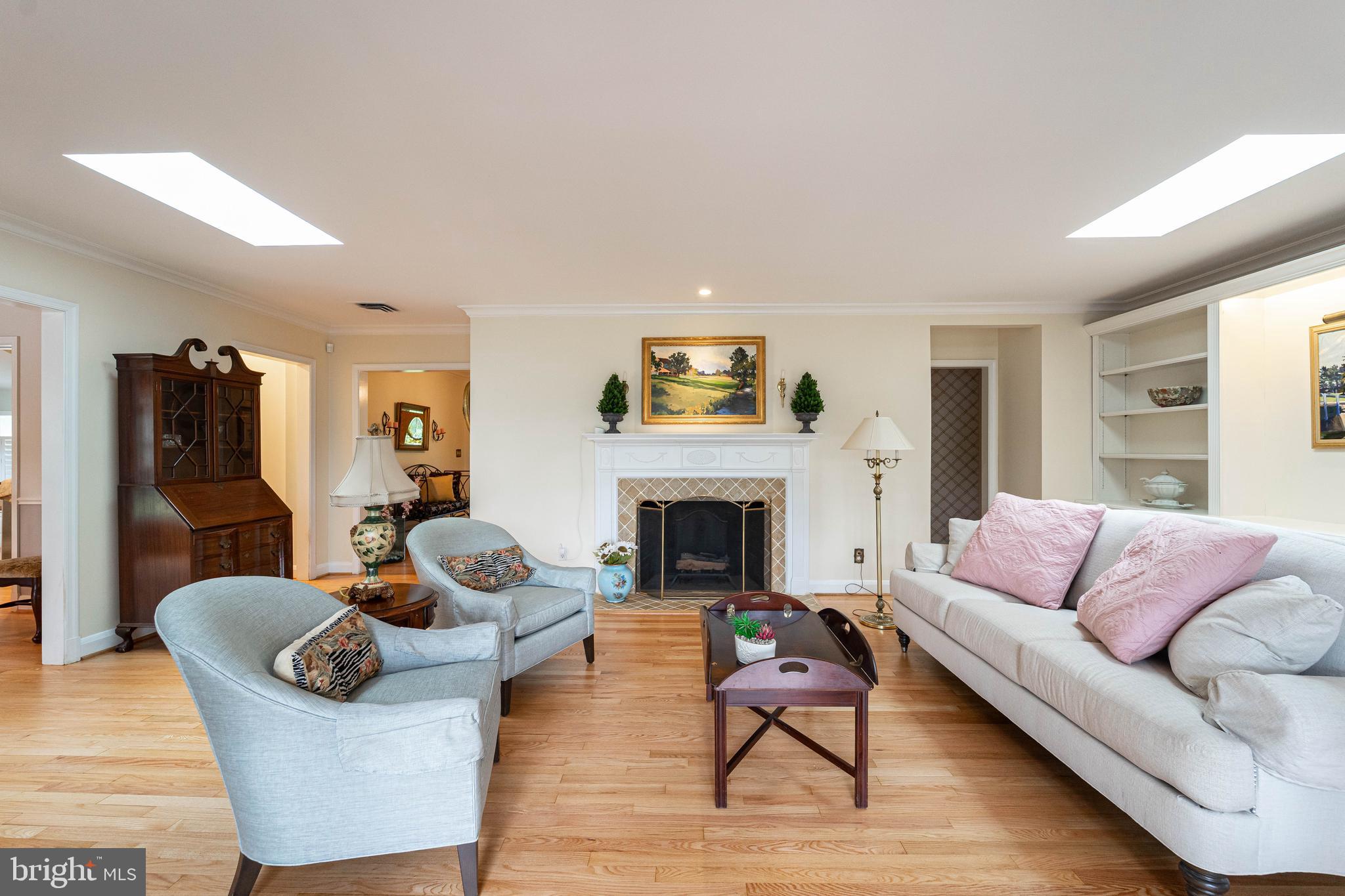 605 St Francis Road Baltimore, MD 21286 - Photo 22 of 56 a living room with furniture and a fireplace