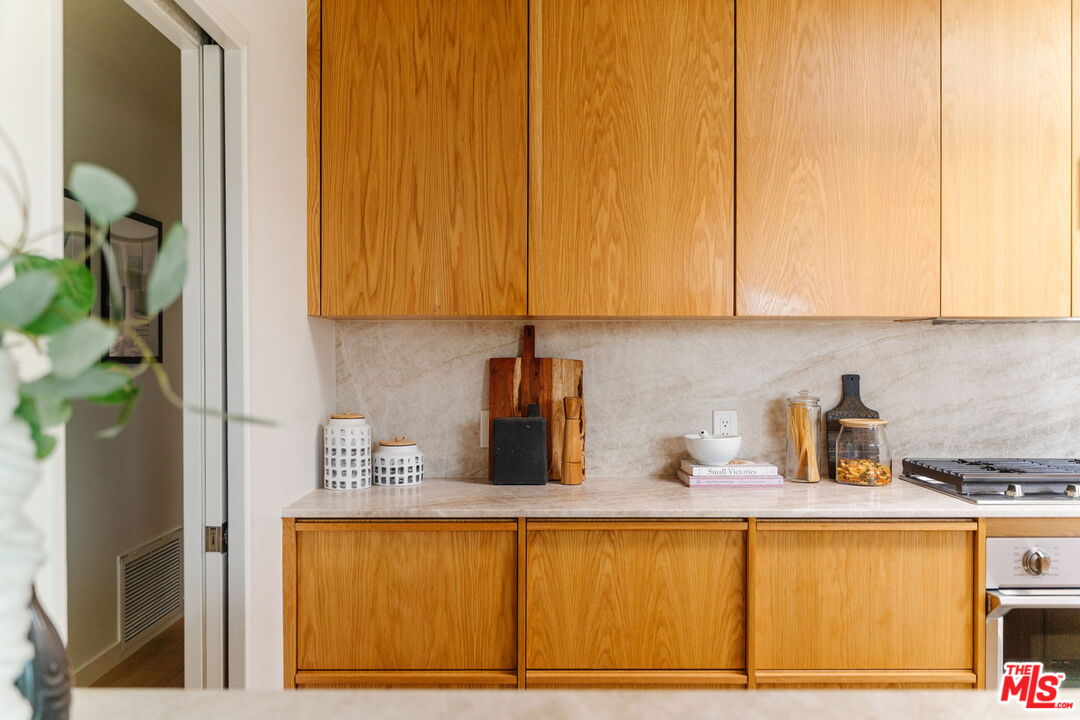 640 Bohlig Road Glendale, CA 91207 - Photo 19 of 57