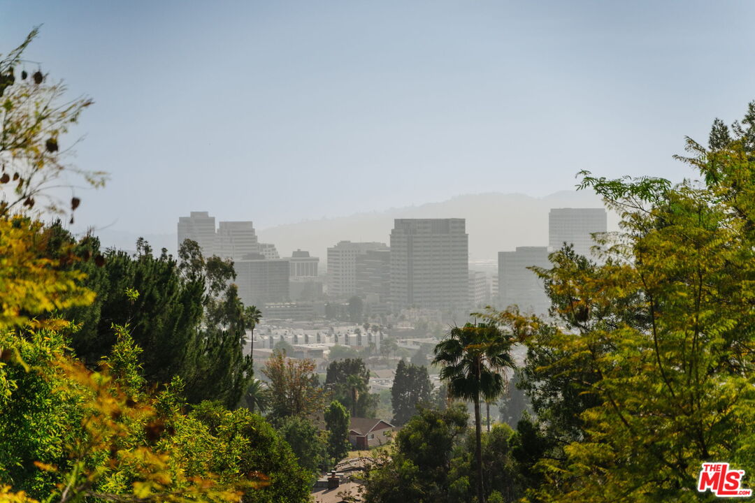 640 Bohlig Road Glendale, CA 91207 - Photo 51 of 57