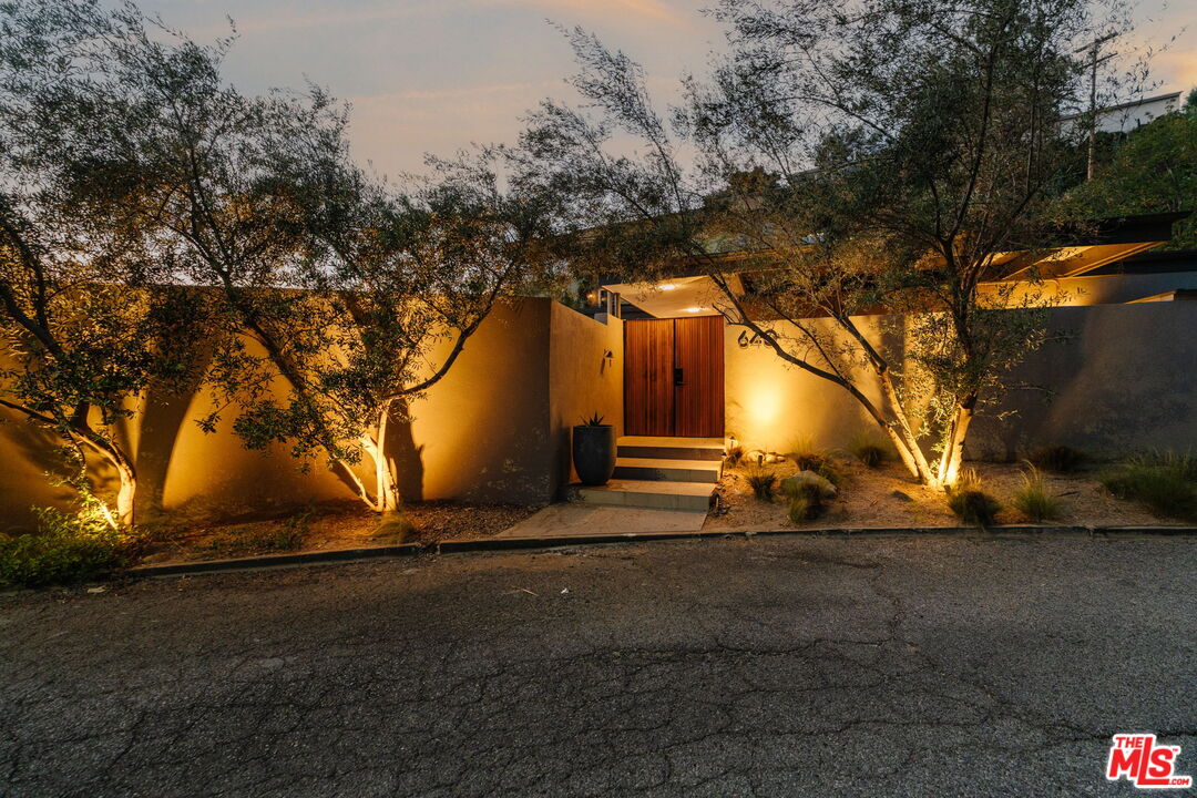 640 Bohlig Road Glendale, CA 91207 - Photo 56 of 57