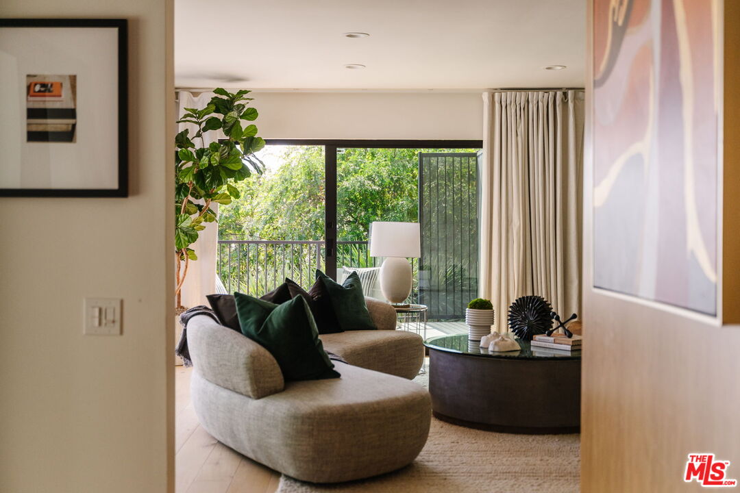 640 Bohlig Road Glendale, CA 91207 - Photo 6 of 57