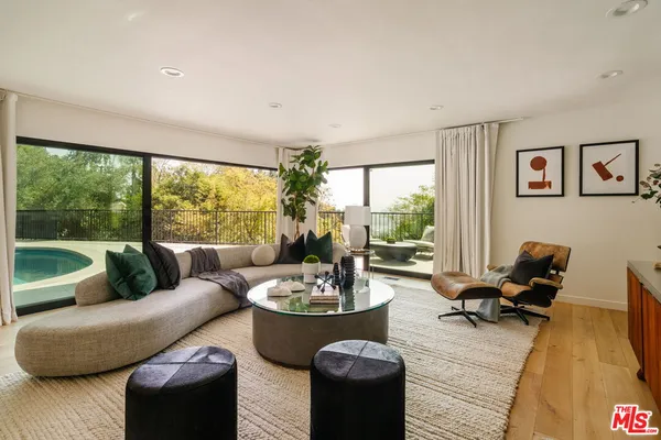 $2,199,000 | 640 Bohlig Road, Glendale, CA 91207