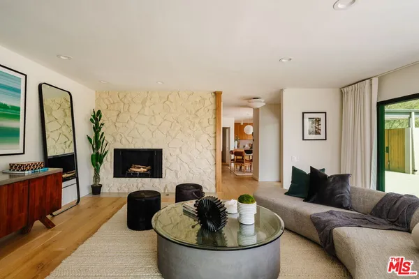 $2,199,000 | 640 Bohlig Road, Glendale, CA 91207