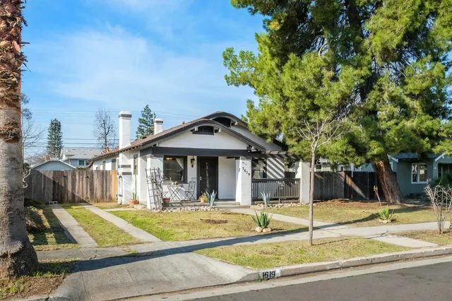 $324,000 | 1619 North Arthur Avenue, Fresno, CA 93705